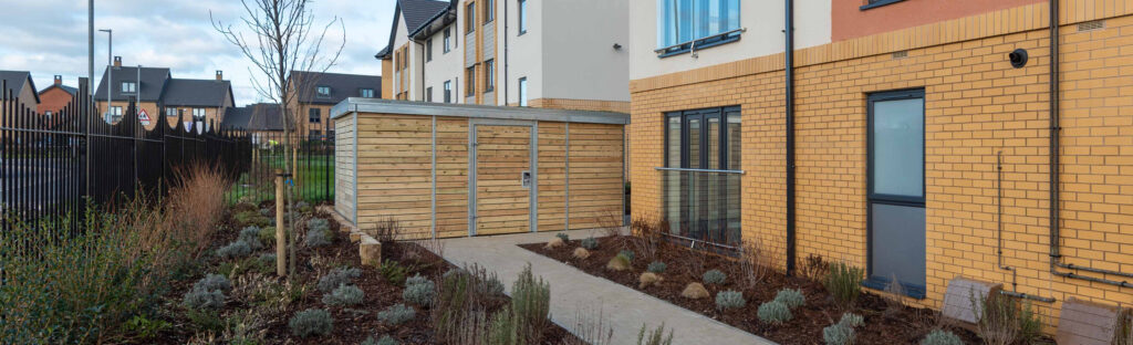 Secure cycle hub